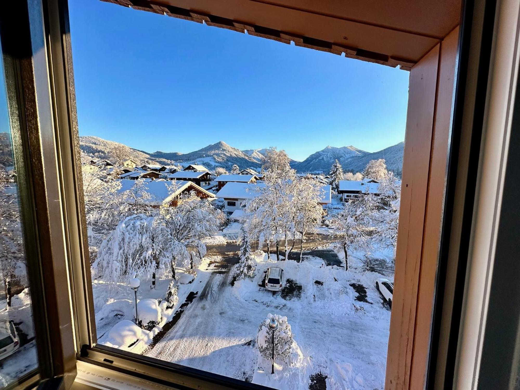 Alpenoase Schliersee - Grosse Suite Mit Sauna Oder Gemuetliche Studio Appartements Habitación foto
